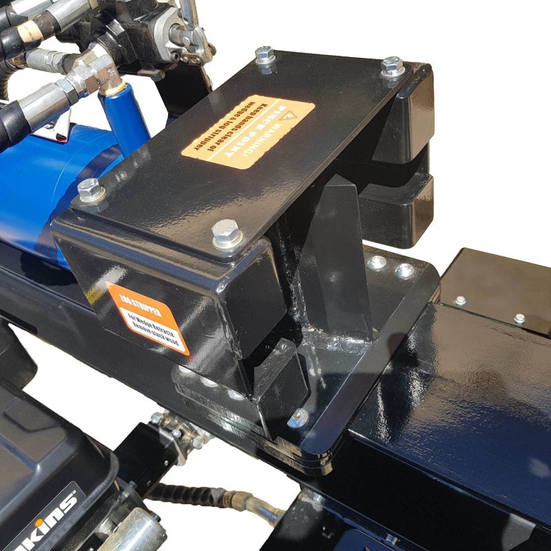 60 Ton Log Splitter designed for Australian Hard Wood. Longer Foot end than competitors. Adapts for Electric Start. Operates Horizontally and Vertically.